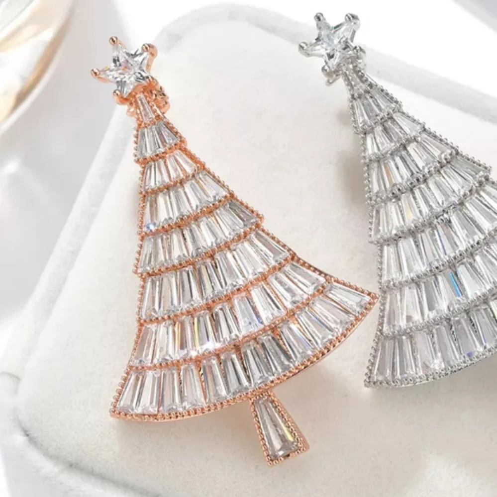 NEW Sparkling Crystal Christmas Tree Brooch pin ROSE GOLD